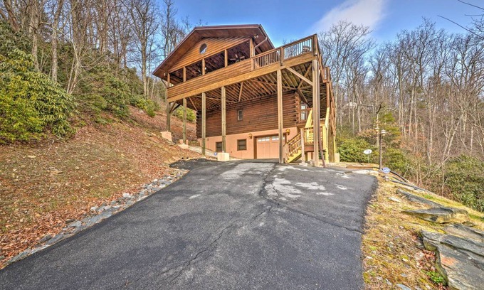 Boone House | 241 m² House ∙ 3 bedrooms ∙ 8 guests