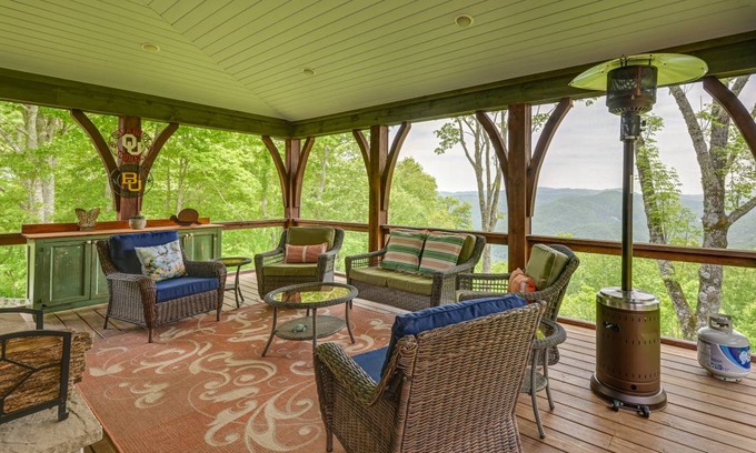 Cullowhee House | 250 m² House ∙ 3 bedrooms ∙ 6 guests
