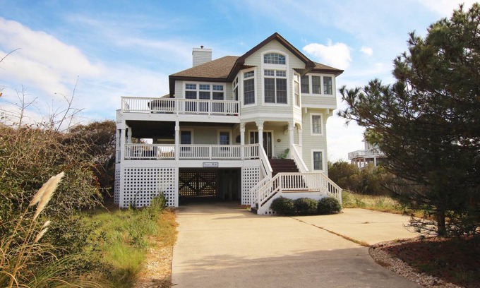 Pine Island House | 255 m² House ∙ 5 bedrooms ∙ 14 guests