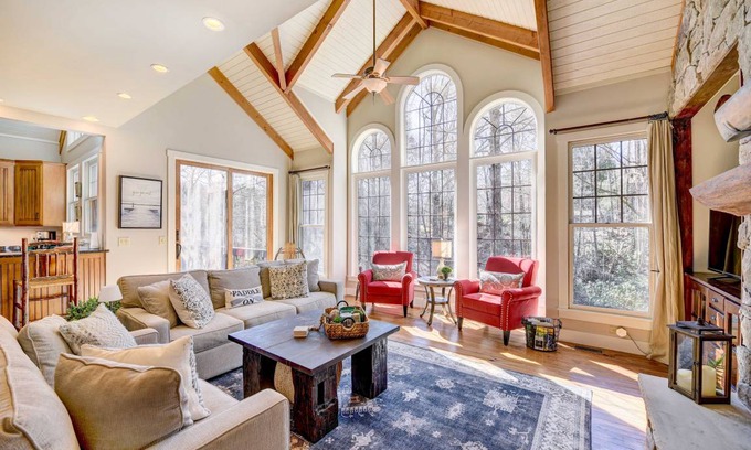 Lake Toxaway House | 270 m² House ∙ 4 bedrooms ∙ 10 guests
