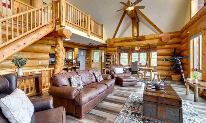 Murphy House | 278 m² House ∙ 3 bedrooms ∙ 8 guests
