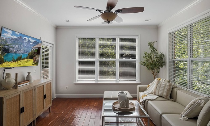 Charlotte Apartment | 3-bedroom apartment Scandinavian Retreat in South Charlotte