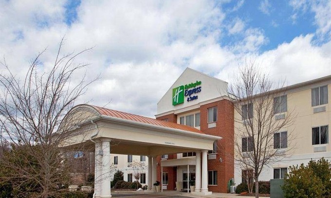 Mebane Hotel | 30 m² Hotel ∙ 127 guests