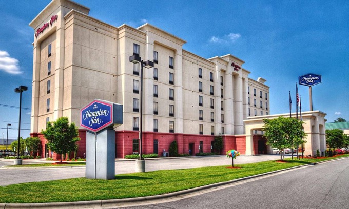 Roanoke Rapids Hotel | 30 m² Hotel ∙ 127 guests