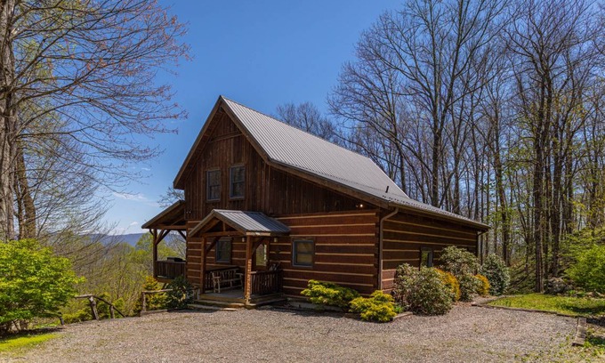 Banner Elk Cabin | 307 m² Cabin ∙ 3 bedrooms ∙ 10 guests