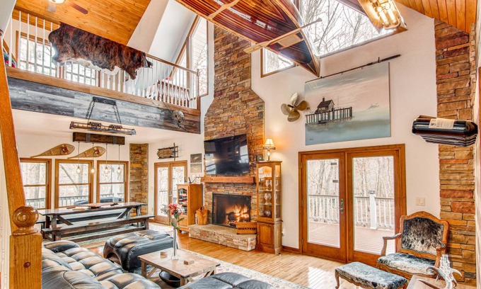 Rutherfordton House | 325 m² House ∙ 4 bedrooms ∙ 12 guests