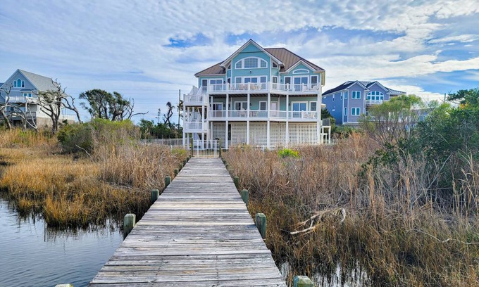 North Topsail Beach House | 353 m² House ∙ 5 bedrooms ∙ 14 guests