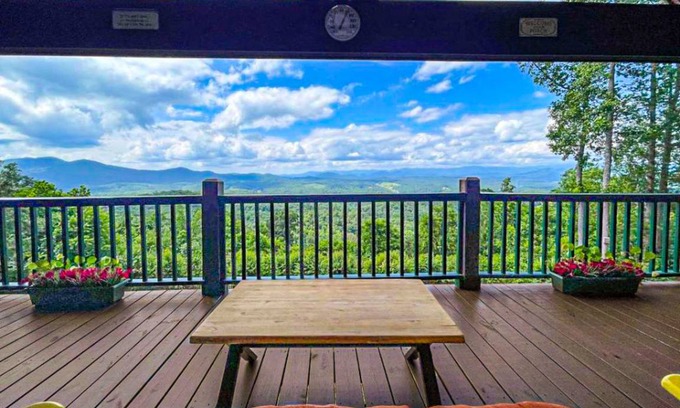Murphy Cabin | 358 m² Cabin ∙ 3 bedrooms ∙ 6 guests