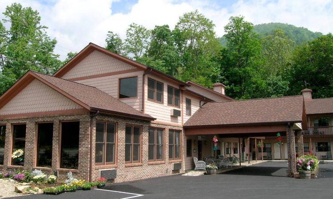 Valley Creek Run Hotel | 36 m² Motel ∙ 4 guests
