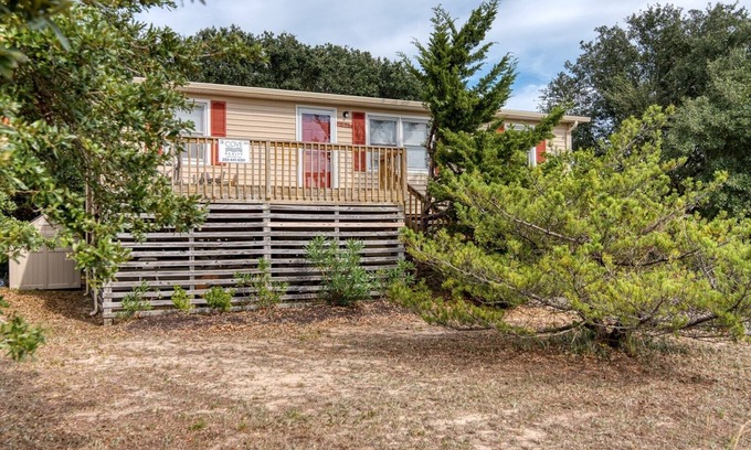 Kill Devil Hills House | 364 - Heart of the Island - Close to the Beach and Wright Brothers Memorial!