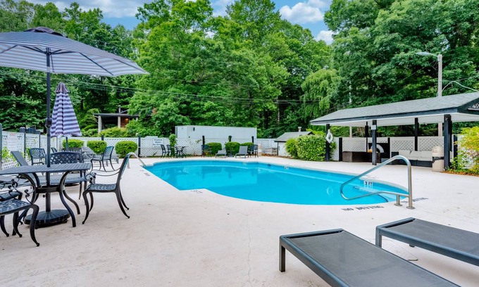 Flat Rock Condo | 37 m² Condo ∙ 4 guests