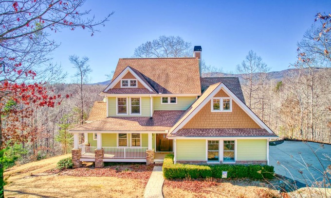 Mill Spring House | 376 m² House ∙ 6 bedrooms ∙ 14 guests