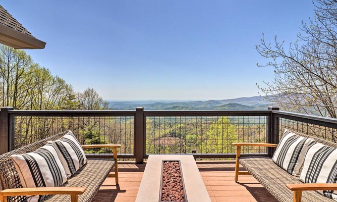 Highlands House | 390 m² House ∙ 6 bedrooms ∙ 18 guests