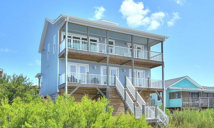 Long Beach House | 4 BR/3.5BA - Oceanfront, Dog Friendly, Newly Built in 2019, Sleeps 8