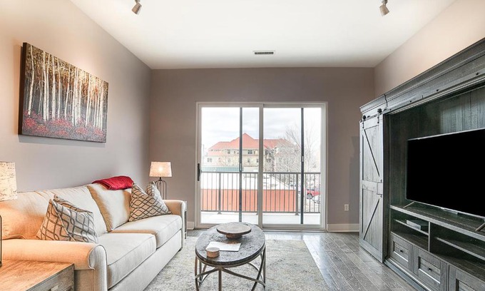 Asheville House | 45 Asheland Avenue Unit 301