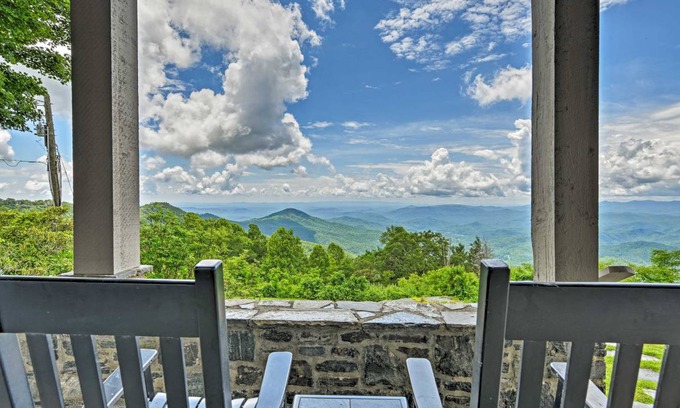 Blowing Rock House | 464 m² House ∙ 6 bedrooms ∙ 10 guests