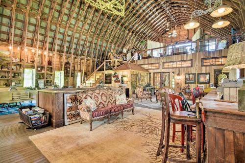 Wallburg House | 465 m² House ∙ 3 bedrooms ∙ 8 guests