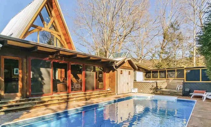 Black Mountain House | 476 m² House ∙ 7 bedrooms ∙ 20 guests