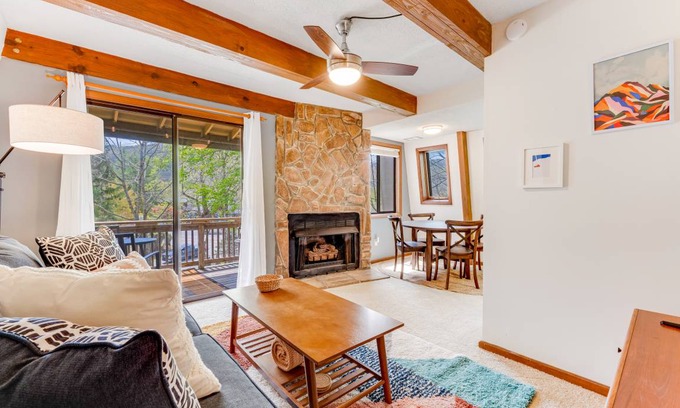 Banner Elk Condo | 50 m² Condo ∙ 1 bedroom ∙ 4 guests