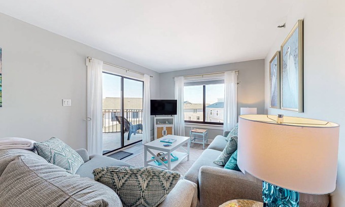 Wrightsville Beach Condo | 61 m² Condo ∙ 1 bedroom ∙ 4 guests