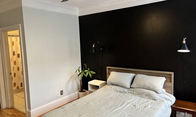East Raleigh Condo | 61 m² Condo ∙ 1 bedroom ∙ 2 guests