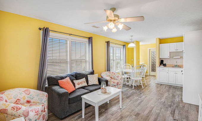 Surf City Hotel | 61 m² Hotel ∙ 2 bedrooms ∙ 4 guests
