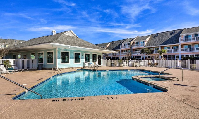 Emerald Isle Apartment | 65 m² Apartment ∙ 1 bedroom ∙ 4 guests