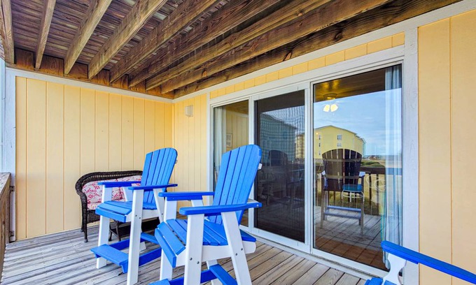 Surf City Condo | 70 m² Condo ∙ 1 bedroom ∙ 4 guests