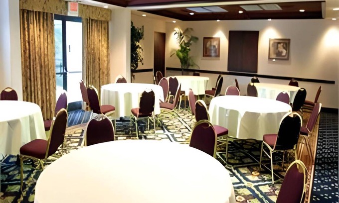 Goldsboro Hotel | 74 m² Hotel ∙ 127 guests