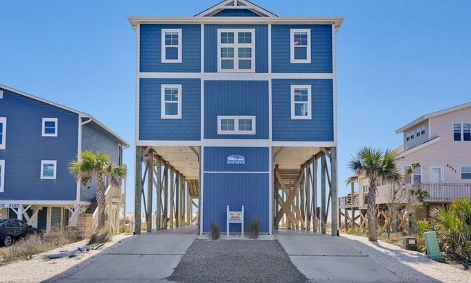 Long Beach House | 7BR/5.5BA House-Oceanfront, Elevated Pool In-Deck, Elevator, Sleeps 24