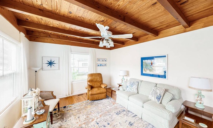 Long Beach House | 82 m² House ∙ 2 bedrooms ∙ 4 guests
