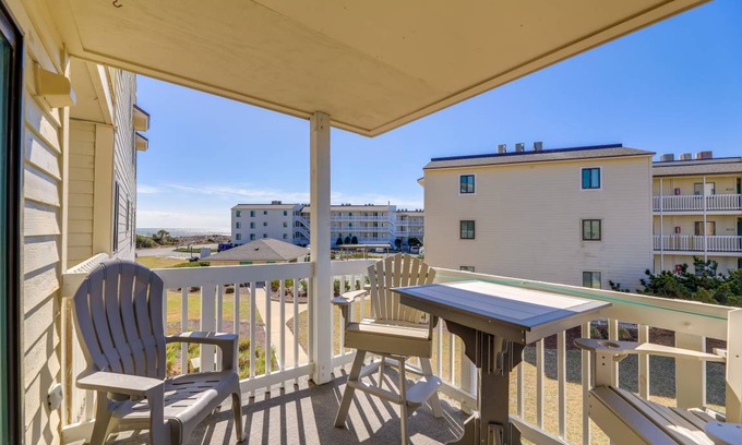 Emerald Isle Apartment | 84 m² Apartment ∙ 2 bedrooms ∙ 4 guests