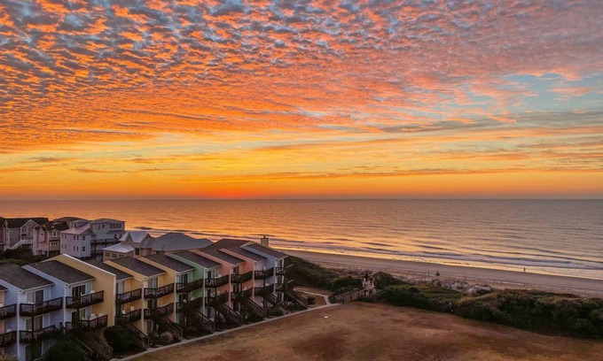Emerald Isle Apartment | 92 m² Apartment ∙ 2 bedrooms ∙ 4 guests