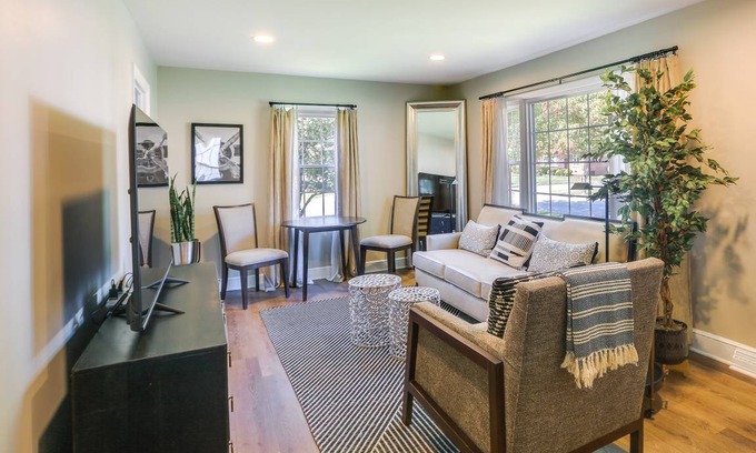 Greensboro House | 92 m² House ∙ 3 bedrooms ∙ 5 guests