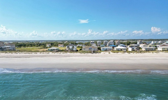 Ocean City Beach House | ALL'S WELL at this Beautiful, Ocean-Front Oasis