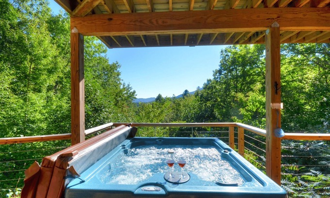 Almond Cabin | Almond Joy - Free Estate Tours - Modern Luxury Cabin w/View - Motorcycles