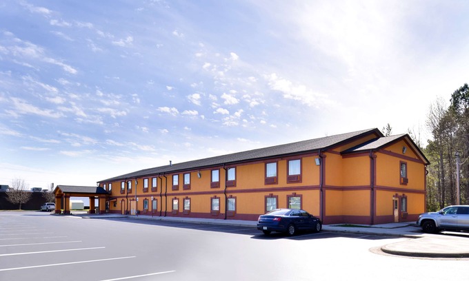 Albemarle Hotel | Americas Best Value Inn & Suites Albemarle