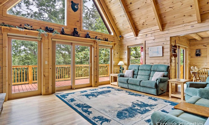 Lake Lure House | Appalachian Sunrise by Carolina Properties