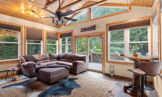 Asheville House | Asheville 5BR Retreat w/Hot Tub, Game Room & Fire Pit. 15min from Downtown!