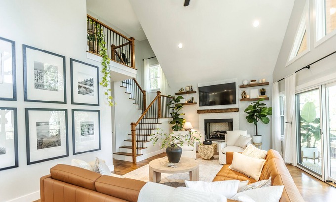 Swannanoa House | Asheville Mountains Views - 15 min to AVL, 10 min to BLK Mountain