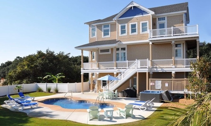 Corolla House | Barefoot At The Banks: Saltwater Pool, Hot Tub
