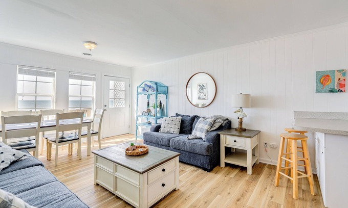 Indian Beach House | Beachfront Emerald Isle Vacation Rental w/Deck!
