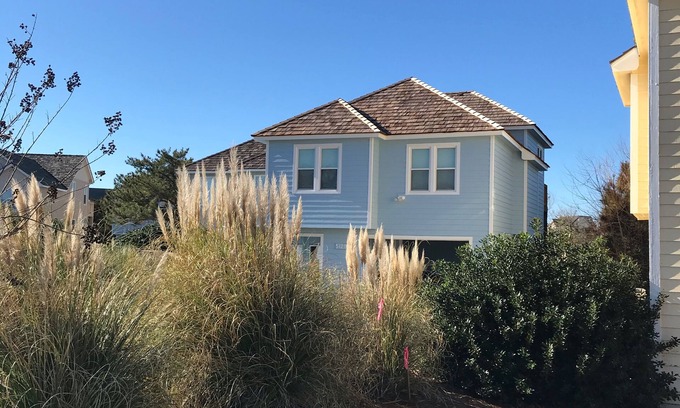 Nags Head House | Beachy Keen: Fun In The Sun! HotTub, Renovated Bathrooms and Kitchen in 2021!
