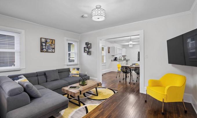 Villa Heights House | Beautiful 3 Bedroom House in Charlotte