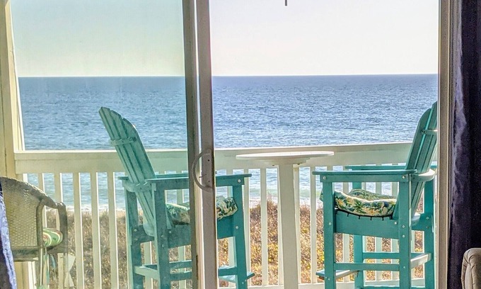 North Carolina Coast Condo | Beautiful Top Floor Oceanfront Condo, Breathtaking views from oceanside balcony