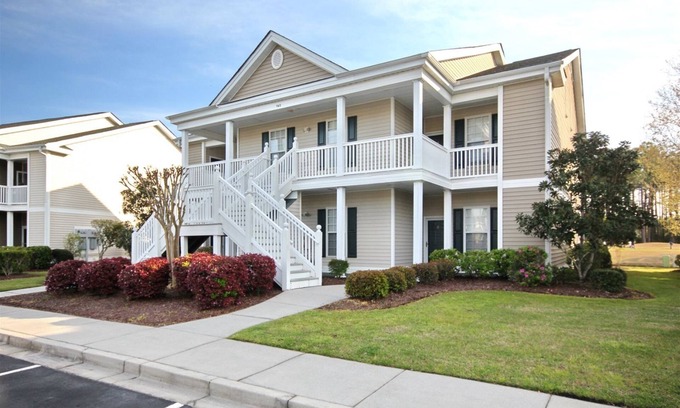 Sunset Beach Condo | Beautifully Decorated 3 Bedroom Condo in Sunset Beach, NC