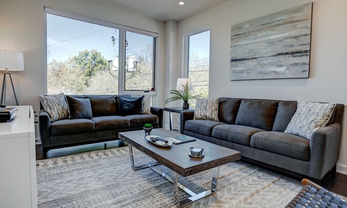Historic Montford Apartment | Broadway Loft 220: Downtown Asheville's newest gem, upscale luxury!