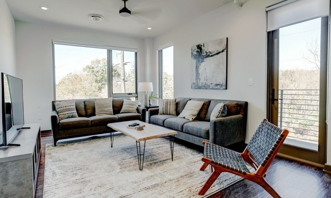 Historic Montford Apartment | Broadway Loft 320: Downtown Asheville's newest gem, upscale luxury!