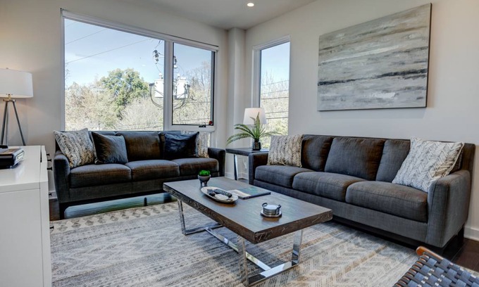 Historic Montford Apartment | Broadway Loft 220: Downtown Asheville's newest gem, upscale luxury!