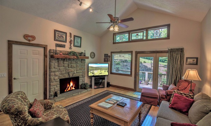 Sugar Mountain House | 'Brookmont Lodge' Right Off Sugar Golf Course!